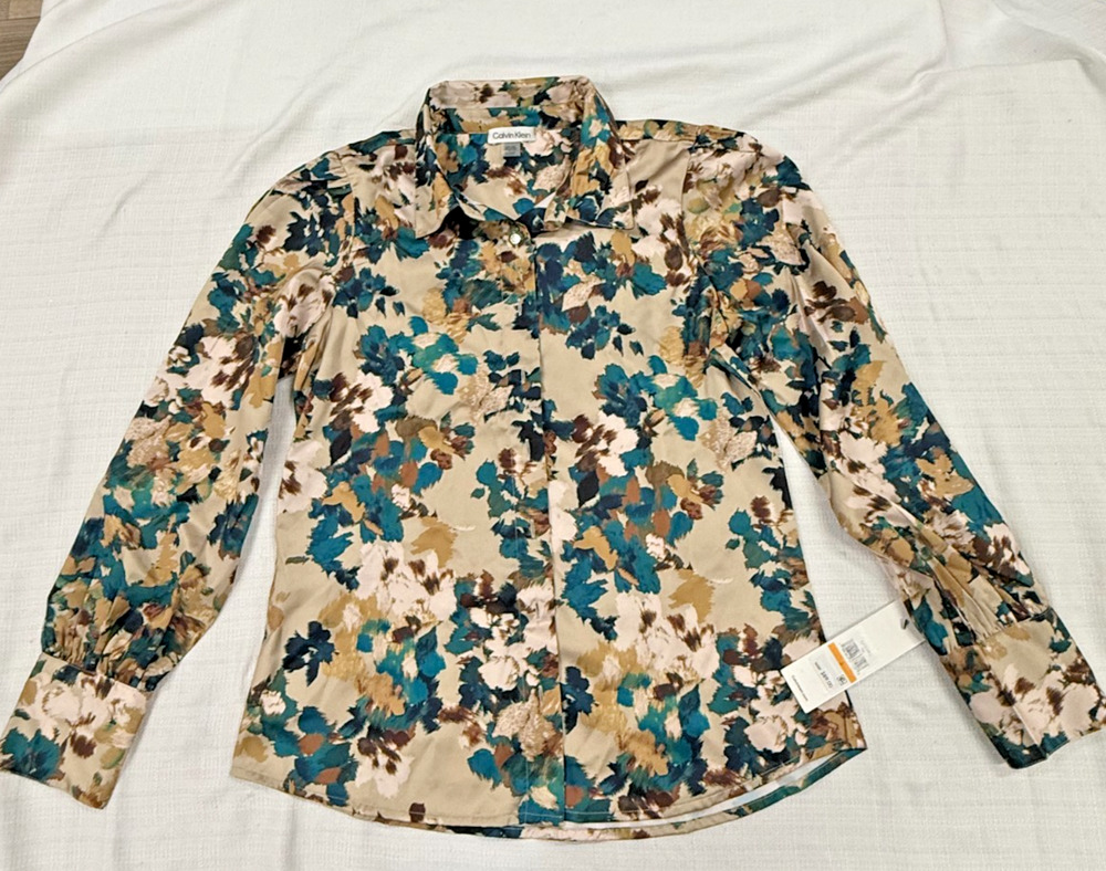Calvin Klein Women's Floral Blouse Size Small NWT Long Sleeve Button Front Top